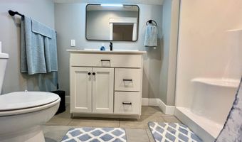 805 Spyglass Hill Dr, Bedford, IN 47421