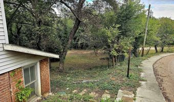 444 E 8th St, Baxter Springs, KS 66713