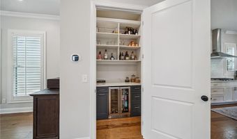 5172 Lower Creek St, Peachtree Corners, GA 30092