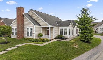 5939 Naughten Pond Dr, Columbus, OH 43213