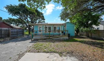 1044 S Houston St, Aransas Pass, TX 78336