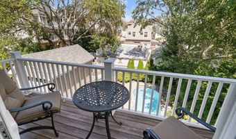 225 4th St, Beach Haven, NJ 08008