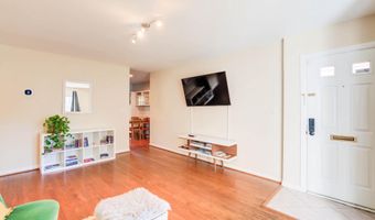 2707 S WALTER REED Dr S A, Arlington, VA 22206