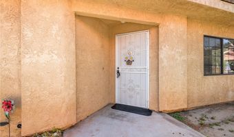 19128 Cedar Dr, Apple Valley, CA 92308