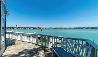 6540 W South Lake Gage Dr, Angola, IN 46703