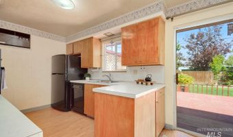 7230 W Alderbrook Dr, Boise, ID 83709