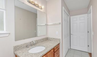 1184 Blackberry Cir, Baker, FL 32531