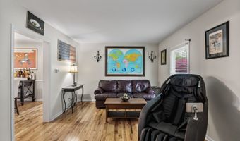 36 E Canal St, Alloway, NJ 08001