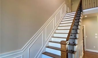 35 Primrose Ln, Cromwell, CT 06416