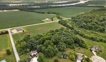 000 8TH St E, Andalusia, IL 61232