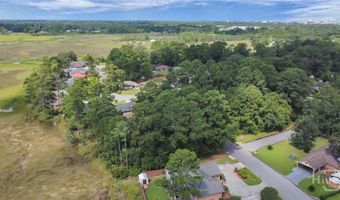 209 Runaway Point Rd, Savannah, GA 31404