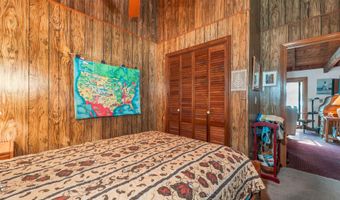 120 Big Barndoor Is, Alton, NH 03810