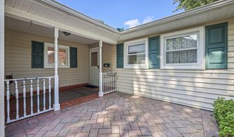 47 Fayette Ln, Aberdeen, NJ 07747