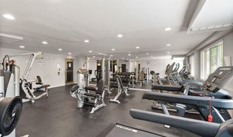 4977 BATTERY Ln 1-711, Bethesda, MD 20814