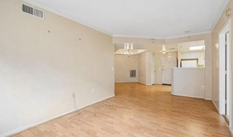 3830 9TH St N 606W, Arlington, VA 22203
