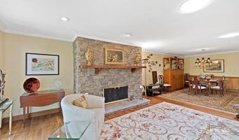 700 Crowfields Ln, Asheville, NC 28803