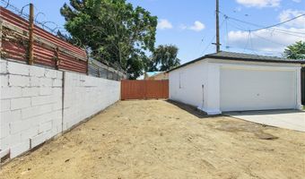 1736 N Mcdivitt Ave, Compton, CA 90221