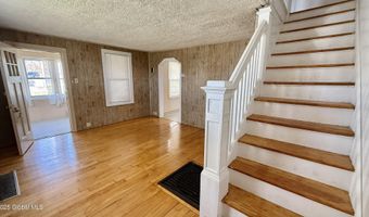 3 Hayes Pl, Amsterdam, NY 12010