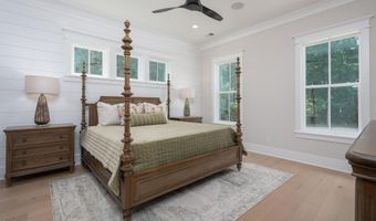 20 Millers Pond Dr, Beaufort, SC 29907