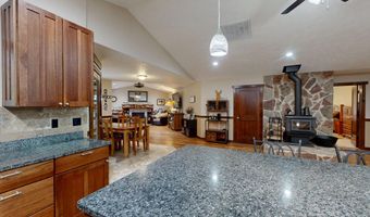 10570 E FAR CRY Rd, Athol, ID 83801