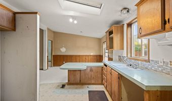 2010 4th St SE, Auburn, WA 98002