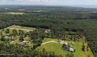 6024 Addie Ln, Bay St. Louis, MS 39520