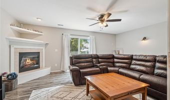 825 Kiowa Dr, North Liberty, IA 52317