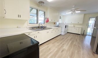 99-801 Halawa Dr, Aiea, HI 96701