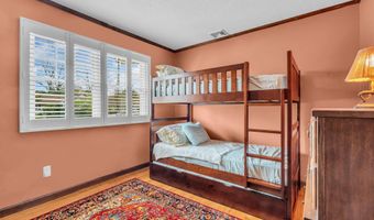 7 Glenwood Dr, Bayville, NJ 08721