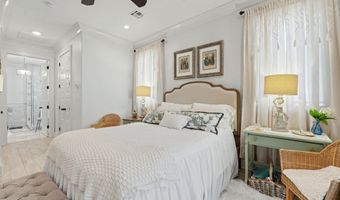 110 State St, Bay St. Louis, MS 39520