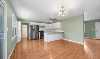 111 E Magnolia St, Arlington Heights, IL 60005