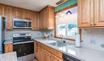 22 Beech Hill Rd, Agawam, MA 01030
