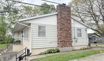 433 S 8th St, Atchison, KS 66002