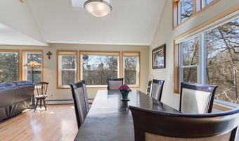 1342 Stagecoach Trl S, Afton, MN 55001