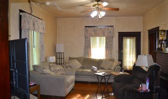 320 N Fourth St, Albion, IL 62806