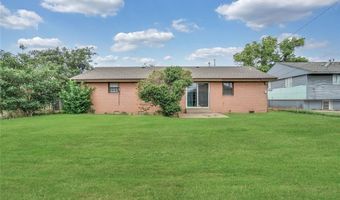 1404 Polk St, Altus, OK 73521
