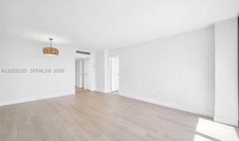 20400 W Country Club Dr 610, Aventura, FL 33180