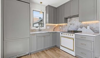 3362 Madera, Los Angeles, CA 90039