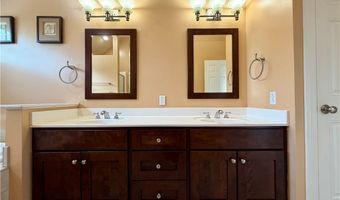 126 Saint Andrews Dr, Horseheads, NY 14845