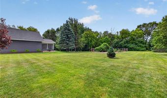 1914 12th Ave NE, Austin, MN 55912