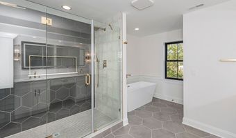 29549 N Hilltop Rd, Orange, OH 44022