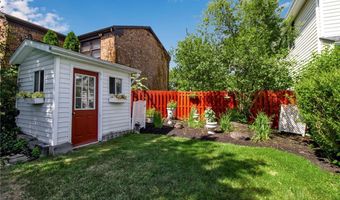 92 Dan Troy Dr, Amherst, NY 14221