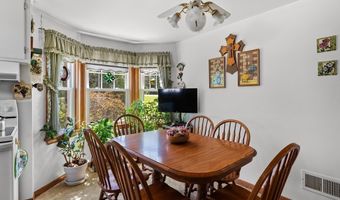 142 County Rd S, Algoma, WI 54201