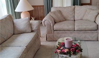 451 Papaya Cir, Barefoot Bay, FL 32976