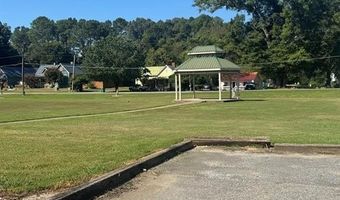 12 Georgian Cir, Adairsville, GA 30103