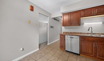 2358 Hidden Meadow Ln, Ballwin, MO 63021