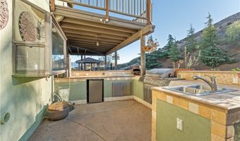34625 Red Rover Mine Rd, Acton, CA 93510
