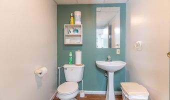 10810 Wenger Rd, Anna, OH 45302