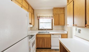 1122 E Ave, Albia, IA 52531
