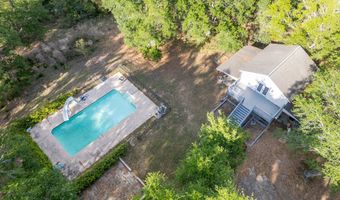 528 Gardner Rd, Baxley, GA 31513